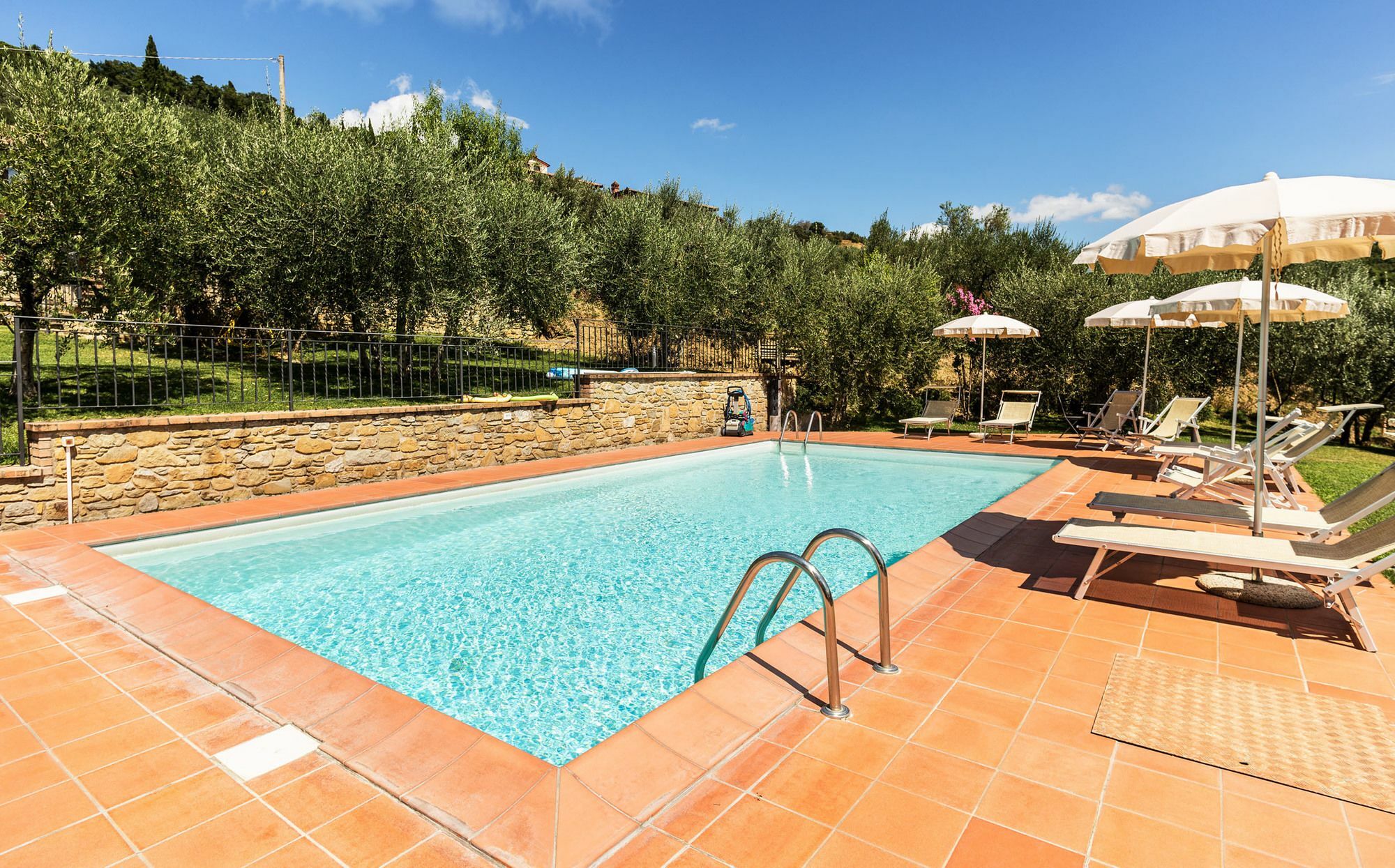 Borgo Tra Gli Olivi Bauernhof *